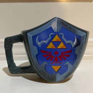 The Legend of Zelda Hylian Shield Mug